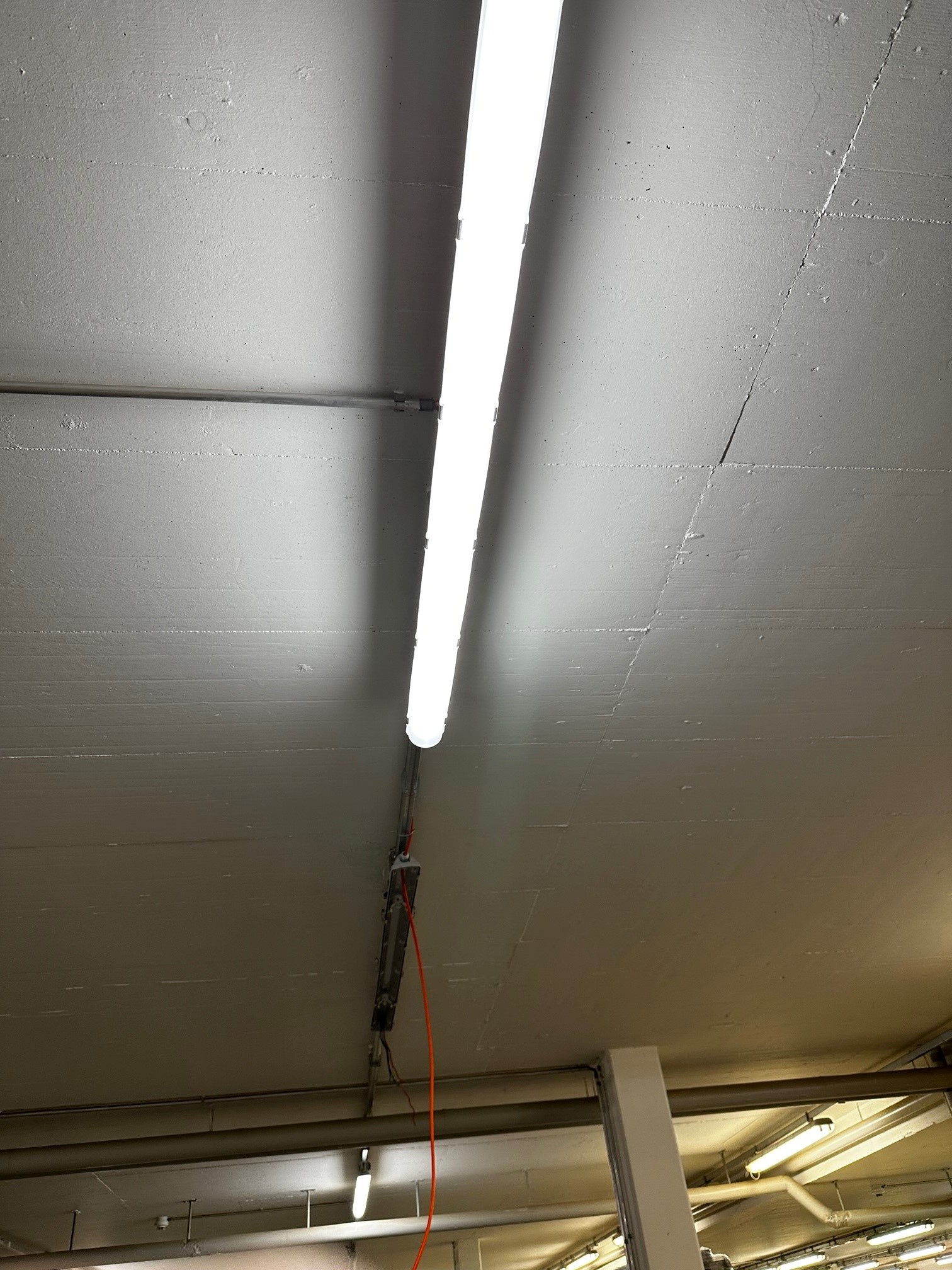 Saving energy with motion detectors in the high-bay warehouse Careful use of our resources