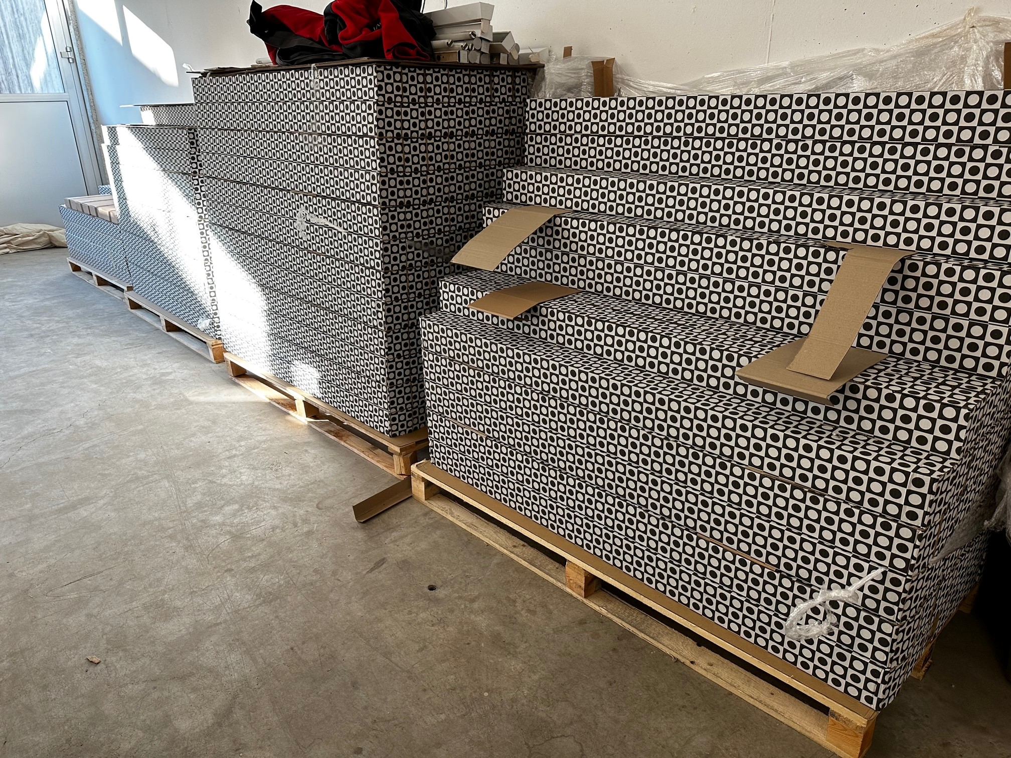 Save energy Replace lamps in the next 2 weeks