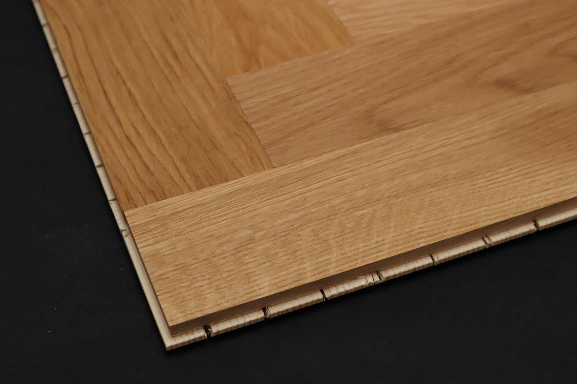Wood export surface oxidative oiled, matt lacquered 2-layer oak parquet from Holzexport